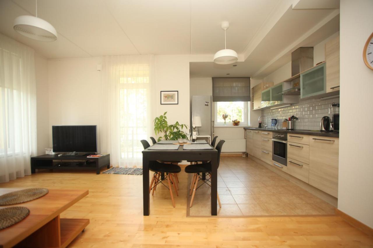Cozy Home Apartment Kaivas, Free Parking, Self Check-In 리가 외부 사진