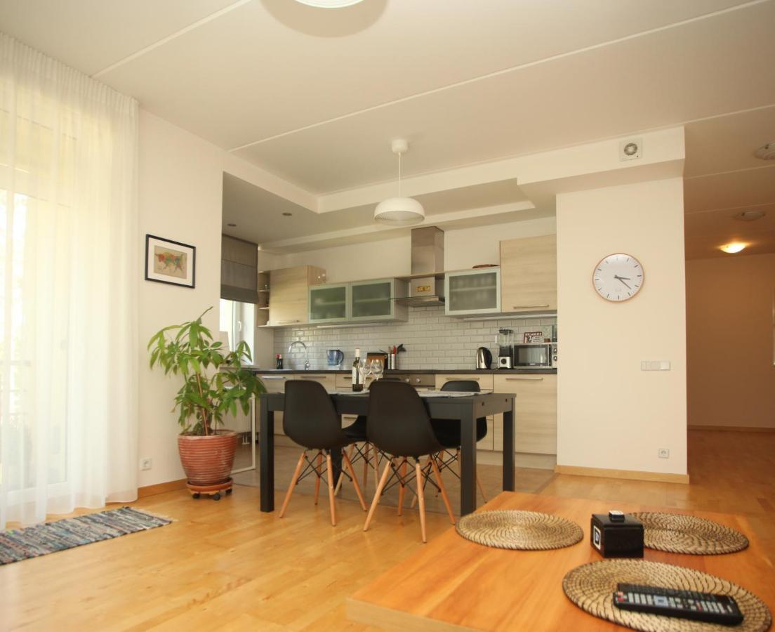 Cozy Home Apartment Kaivas, Free Parking, Self Check-In 리가 외부 사진